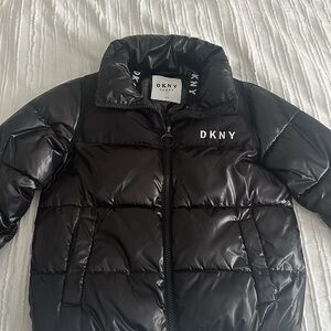 DKNY SPORT BLACK SHINEY 100% POLYESTER PERFECT CONDITION PUFFER JACKET